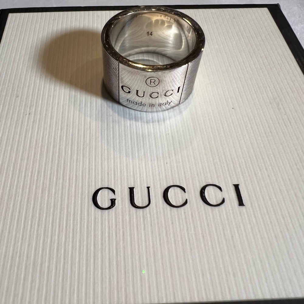 Sterling silver Gucci trademark stripes ring  Size Italian 14, US 7